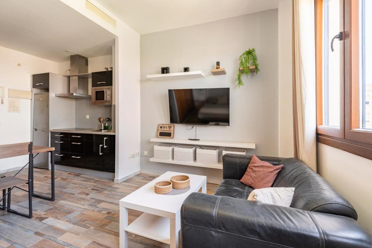 Loft Con Parking Gratis Frente Palacio Congresos Sevilla