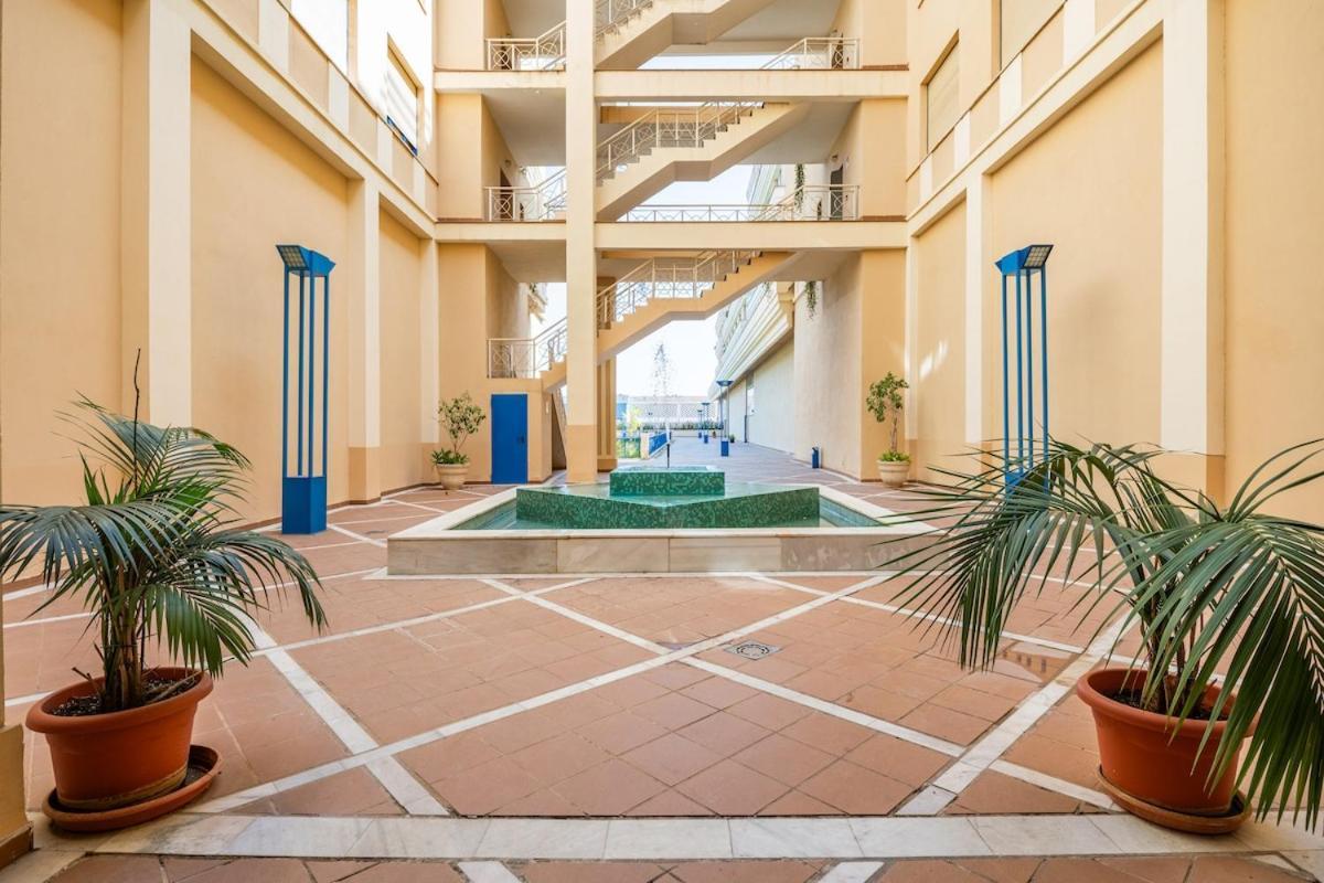 Loft Con Parking Gratis Frente Palacio Congresos Apartamento
