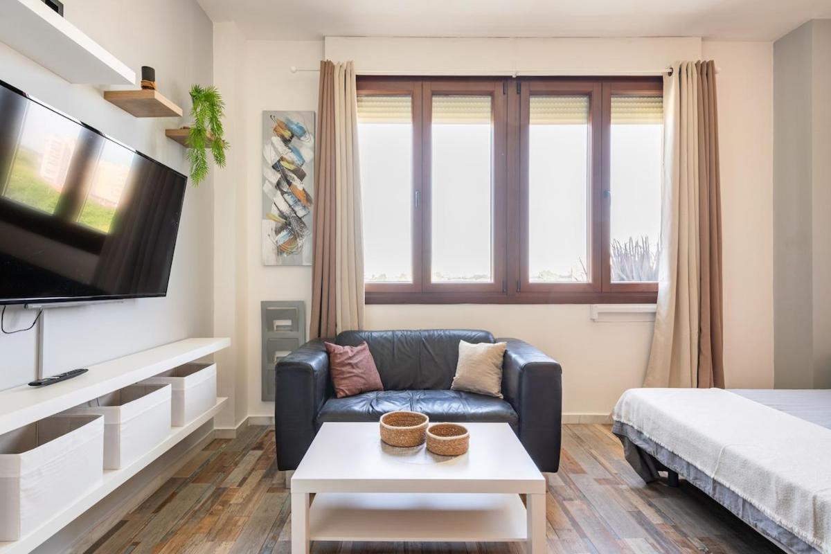 Loft Con Parking Gratis Frente Palacio Congresos Apartamento